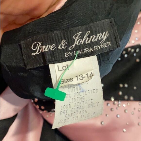 Dave & Johnny black and pink satiny gown - Picture 7 of 7